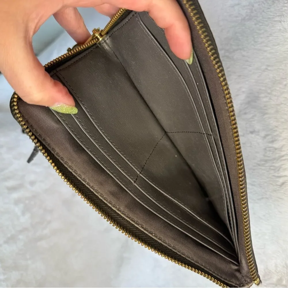 Fossil Dark Brown Leather Wristlet